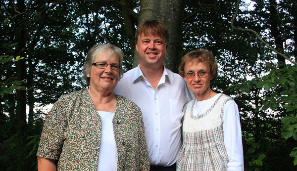 Birte, Hans Henrik og Elly